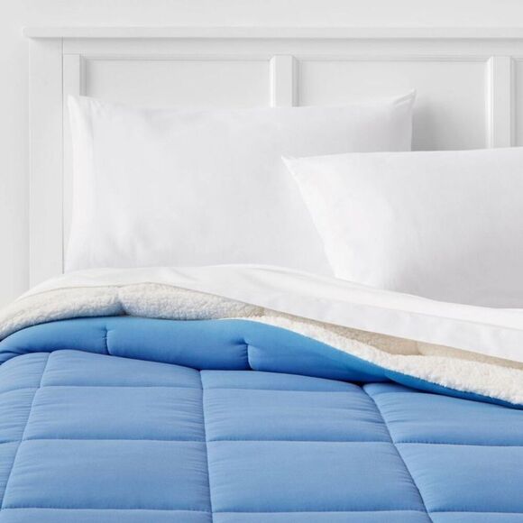 Open Box - Room Essentials - Twin/Twin Extra Long Faux Shearling Was Blue - Picture 1 of 3